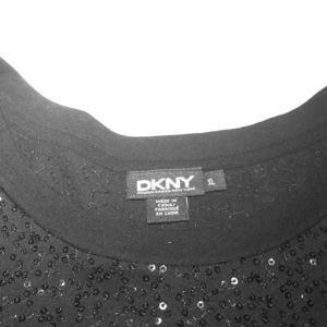 Women’s short sleeve sequin top